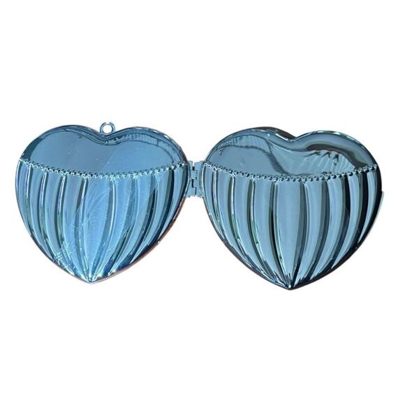 Locket Keepsake Holiday Ornament 2 Photos 2000 Terragrafics Burnes Of Boston - Picture 5 of 8